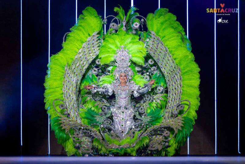 América González González, Reina de los Mayores del Carnaval de Santa Cruz de Tenerife