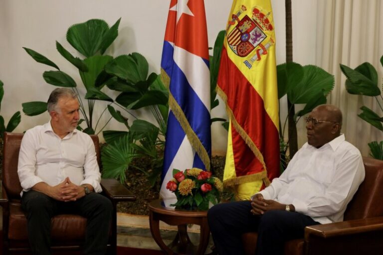 Torres: «La visita a Cuba nos ha ayudado a estrechar aún más los lazos»