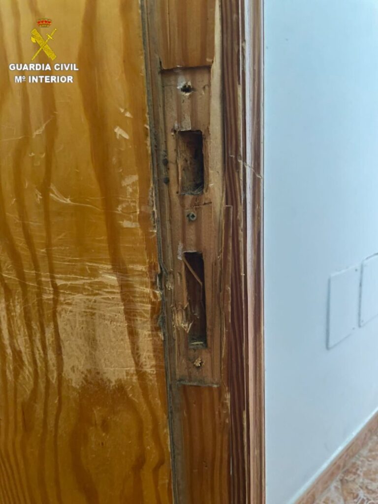 La Guardia Civil detiene a un hombre en Gran Canaria por un presunto delito de malos tratos