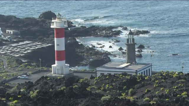Se recuperan las dos linternas del faro de Fuencaliente, en La Palma