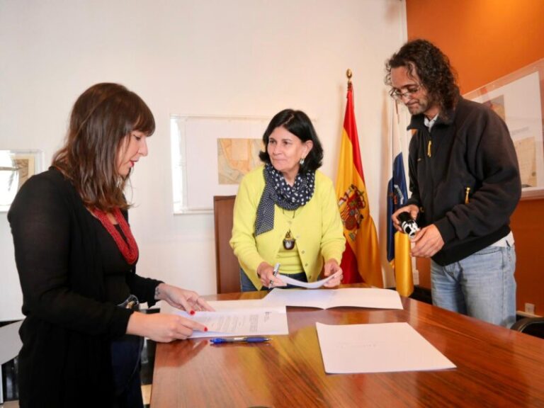 Canarias recibe el fondo audiovisual del cineasta vasco Ramón Saldías