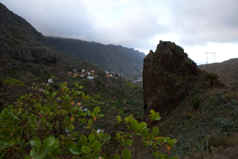 El municipio de Hermigua, en La Gomera, es el que más población ha perdido de Canarias con un 2,7% menos que hace tres años 