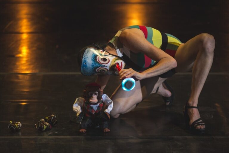 Arranca en la SIT una residencia artística de Lola Jiménez