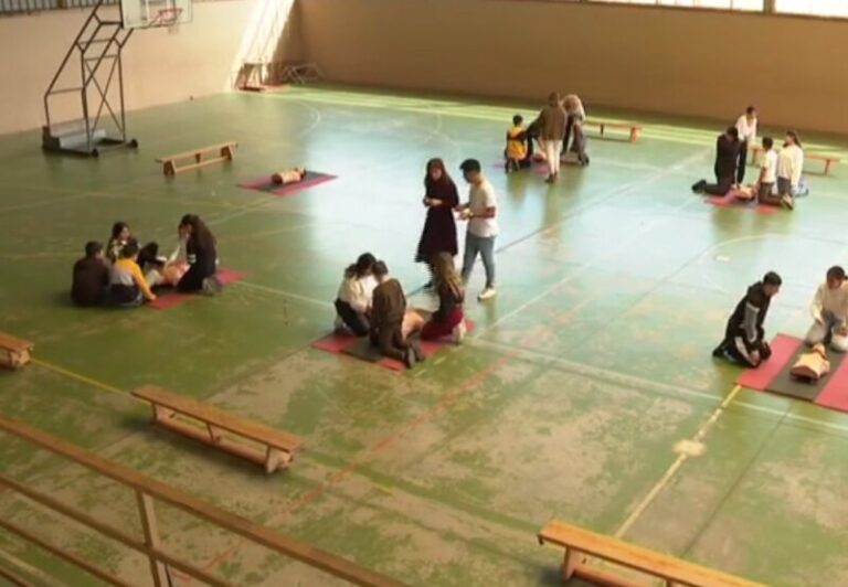Educación promueve un proyecto sobre reanimación cardiopulmonar en las aulas