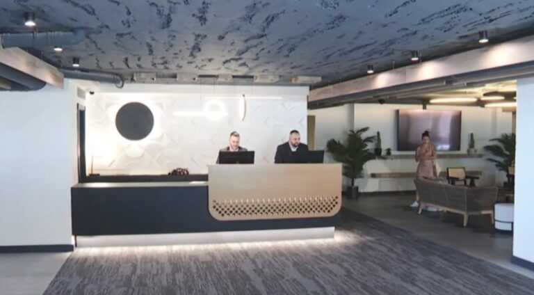 Los buenos datos turísticos en Canarias aumentan los contratos fijos