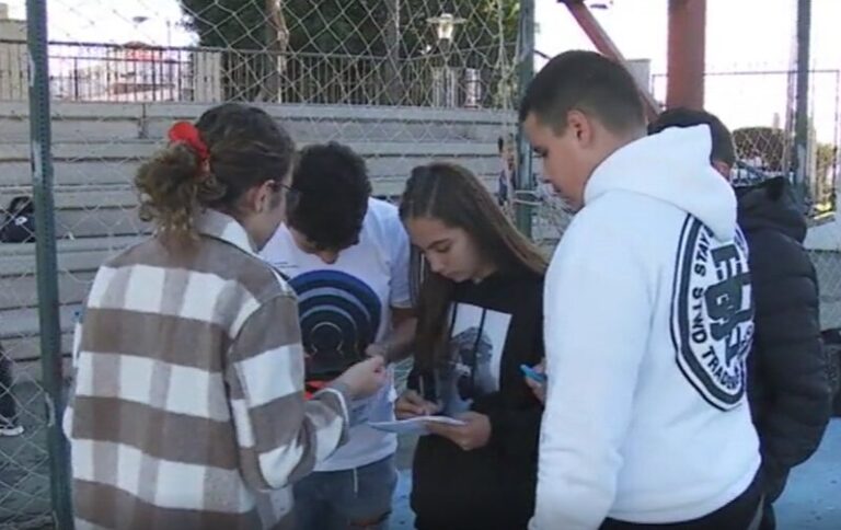 Los alumnos del IES José Frugoni, en Gran Canaria, aprenden matemáticas más allá del centro