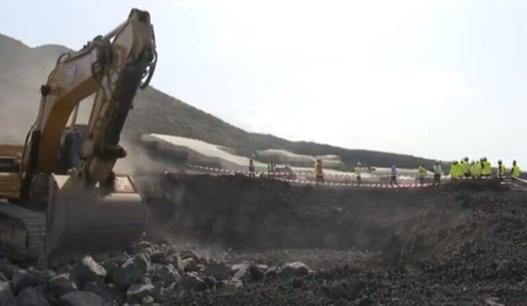 La Palma estudia la reconstrucción de la carretera de la costa tras la erupción