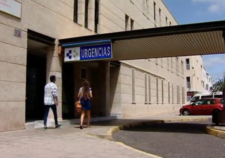 Los ingresos en el Hospital Universitario de Canarias, en Tenerife, acumulan días de espera