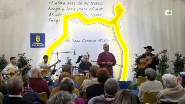 Yeray Rodríguez y David Tokar homenajean a Alexis Ravelo en ‘Verseando por la solidaridad’