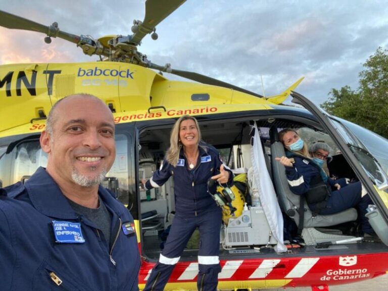 Conocemos a una de las doctoras a bordo del helicóptero del SUC