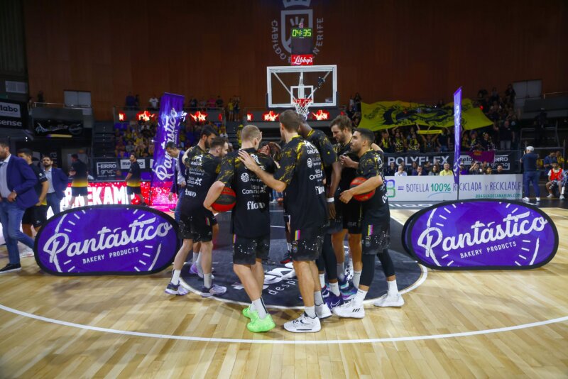 El Lenovo Tenerife busca consolidarse en la cuarta plaza ante el Baxi Manresa