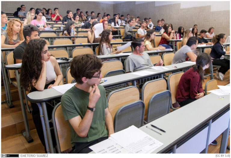 Las becas para el curso 2023-2024 pueden solicitarse desde este lunes