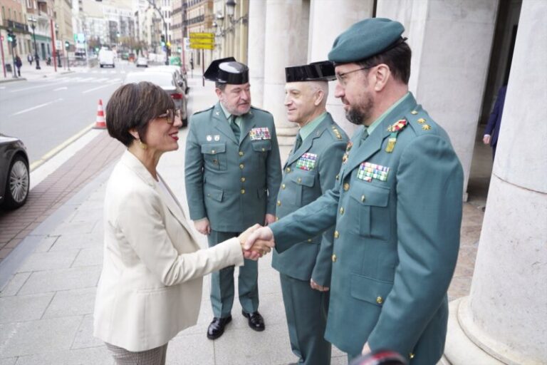 Dimite la directora general de la Guardia Civil, María Gámez