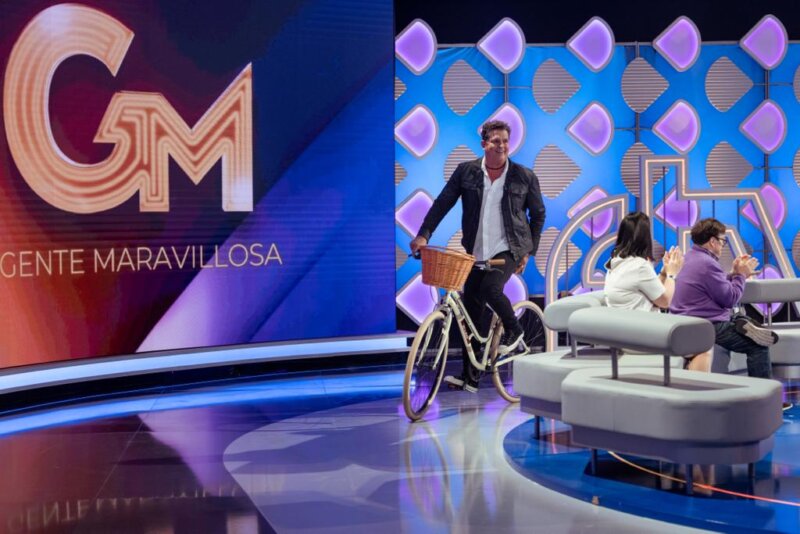 Carlos Vives y Gente Maravillosa llenan Canarias de talento