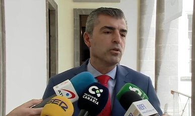 Domínguez (PP) reconoce que se reunió «en una ocasión» con Navarro Tacoronte