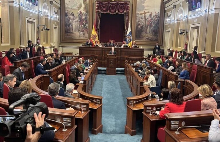 Los grupos del Gobierno dicen que el Pacto de las Flores funciona y muestran su repulsa por el ‘caso Mediador’