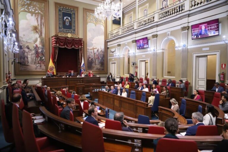 Torres dice que ha sido la legislatura de la «estabilidad»