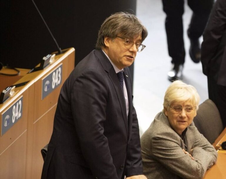 Llarena mantiene procesado a Puigdemont por malversación y desobediencia