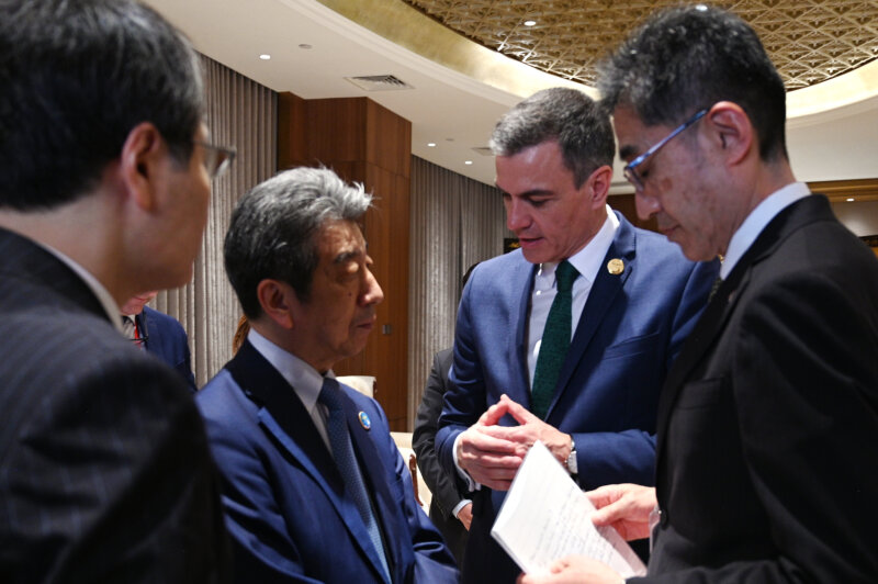 "Europa y China deben continuar profundizando colaboración"