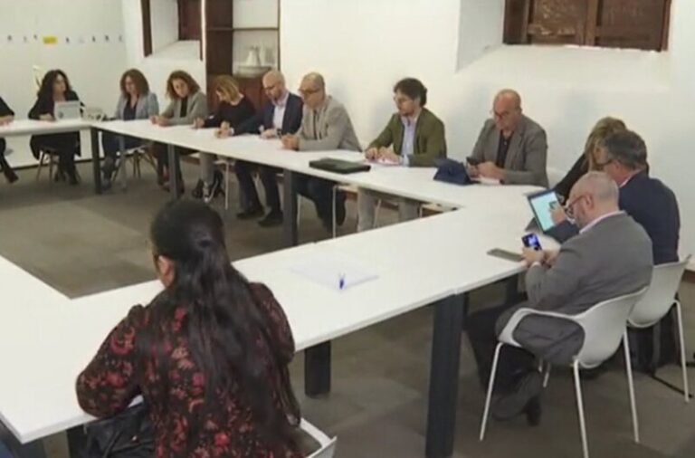 Las ayudas por el volcán han sido objeto de análisis en La Palma