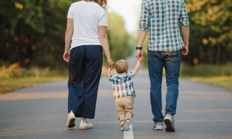 El Gobierno aprueba la Ley de Familias