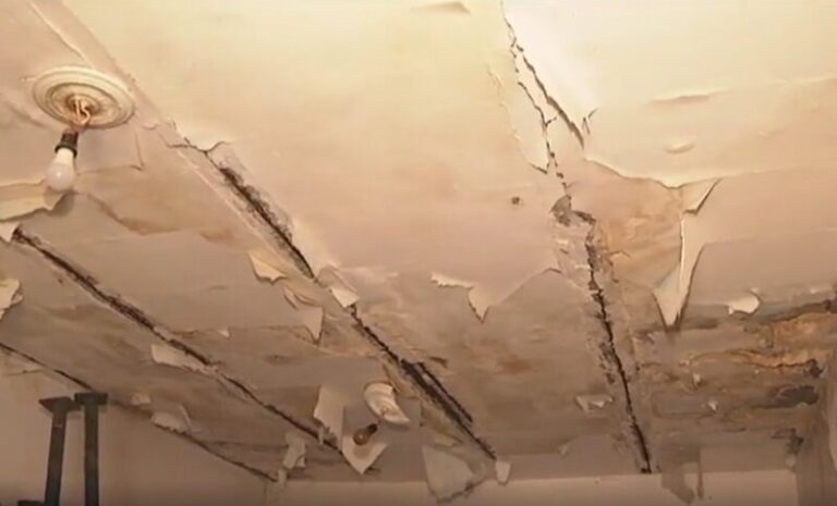 Un vecino de Tenerife solicita ayuda para que las grietas no derrumben su casa