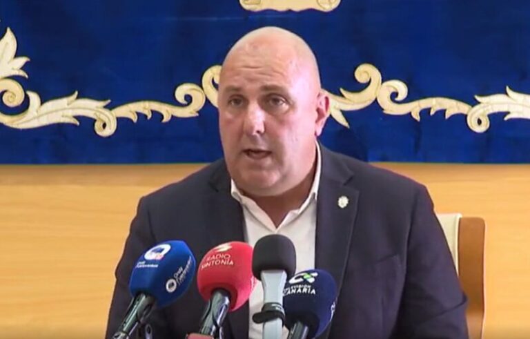 Lloret: «Los acuerdos son válidos y se ajustan a derecho»