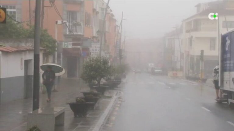 Las lluvias sorprenden en Canarias en la entrada al fin de semana