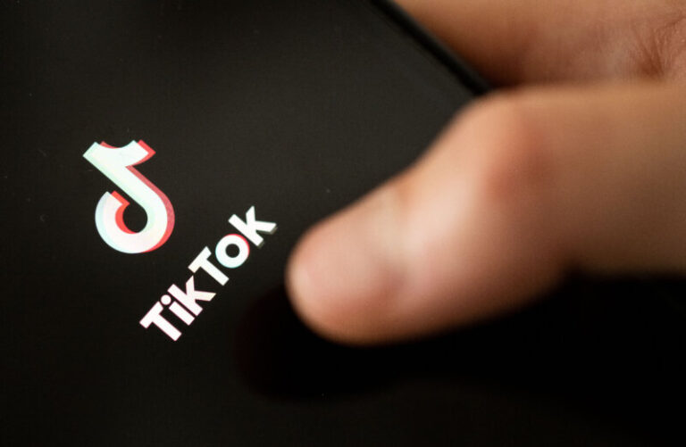 China cree que querer prohibir TikTok es «persecución política xenófoba»