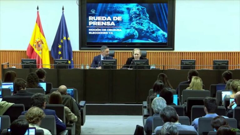 Abascal valora la «valentía» de Tamames por aceptar «un reto patriótico»