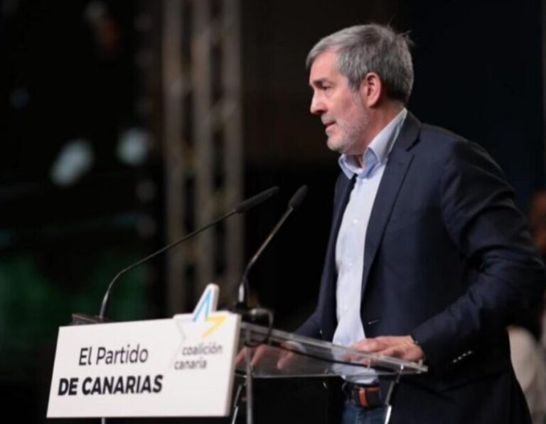 Clavijo visita La Palma para explicar los planes de CC para la isla