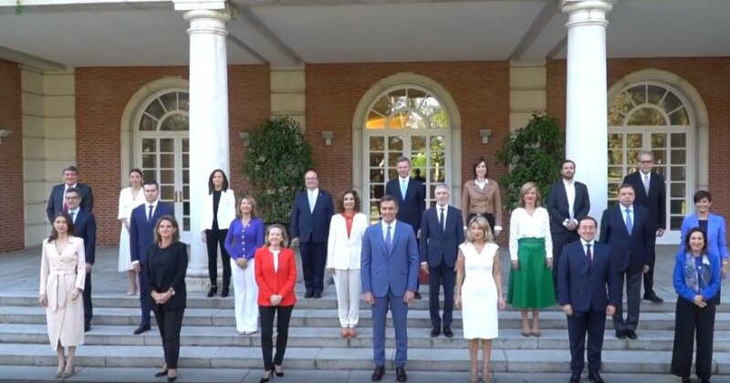 Sánchez reúne por vez primera a todos sus ministros tras los últimos cambios. EP