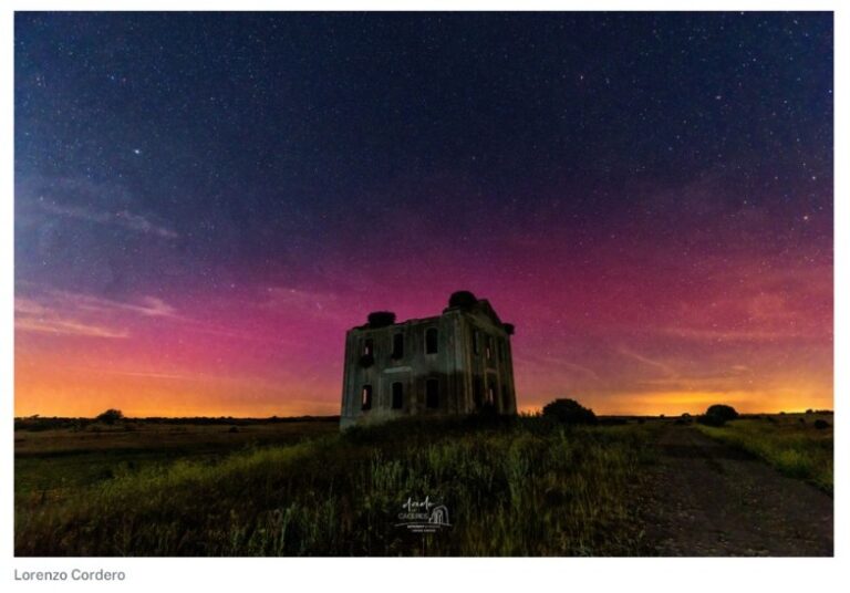 Una aurora boreal en Extremadura, imagen del día para la NASA