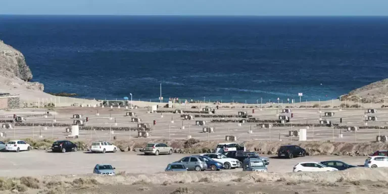 Indignación en la zona de acampada de Papagayo, en Lanzarote