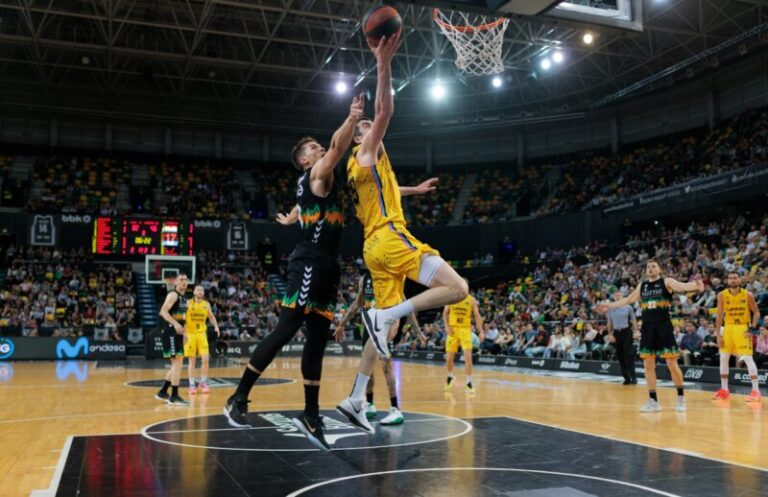 Exhibición del Lenovo contra el Bilbao Basket (60-83)