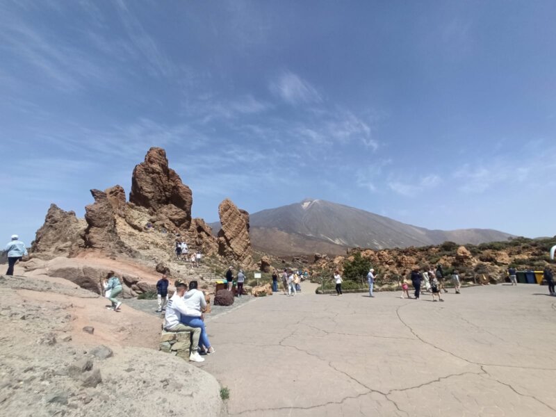 Transporte público y refuerzo de vigilancia, las claves del Cabildo de Tenerife para regular la capacidad de carga en El Teide