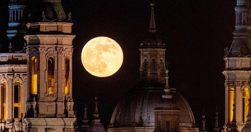 Según los datos del Instituto Geográfico Nacional, la luna llena de abril alcanzará su punto máximo a las 6:34 horas
