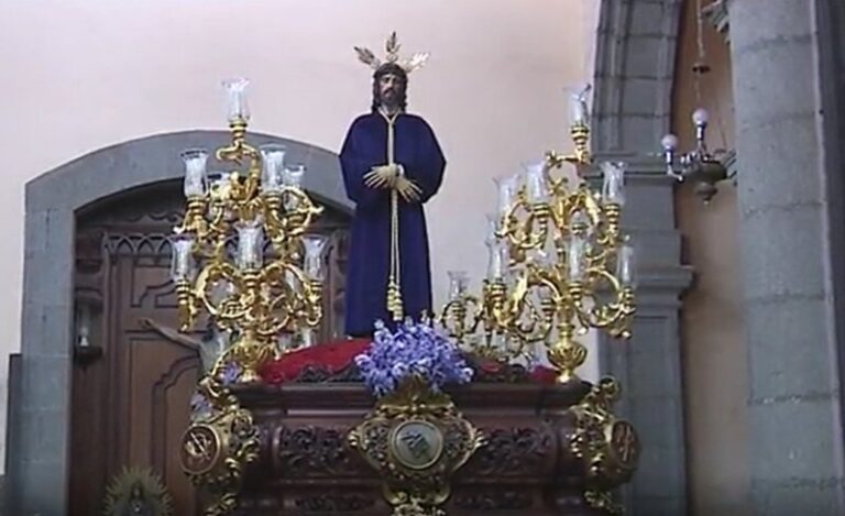 Últimos detalles para las procesiones de Semana Santa en Canarias