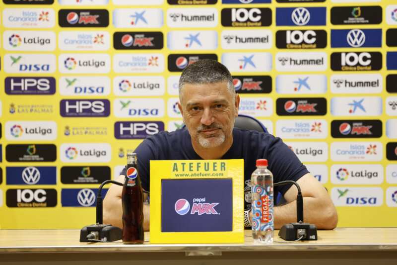 Pimienta: "Tenemos que dar un golpe sobre la mesa"