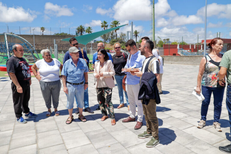 Candidatos del PSOE exponen sus propuestas para tres de las ciudades más pobladas de Canarias