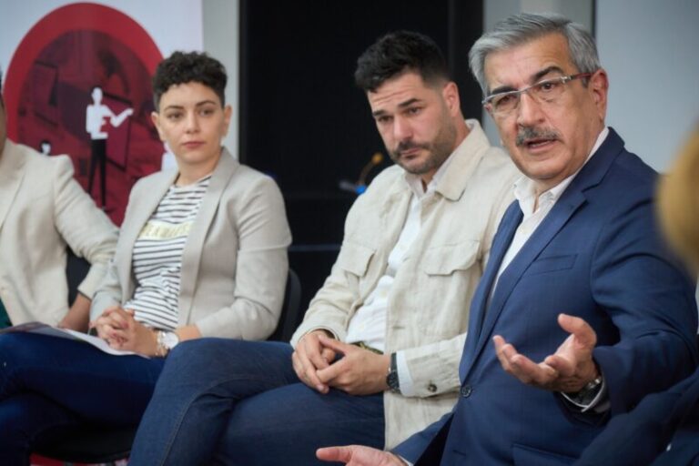 Empleo y servicios básicos en los barrios, apuestas de Nueva Canarias