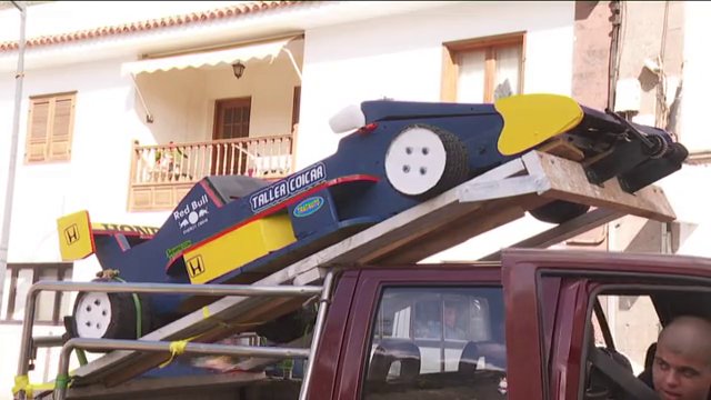 Artesanía gomera y los carros de Hermigua para el Día de Canarias