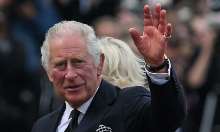 Los británicos en Canarias viven también la coronación de Carlos III