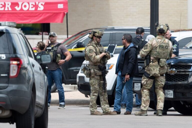 Investigan nuevo tiroteo en un centro comercial de Texas, EEUU