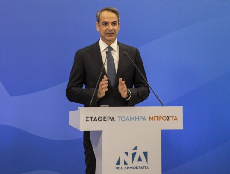 Mitsotakis recibe el encargo de formar Gobierno en Grecia, pero reclama ya nuevas elecciones
