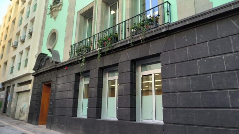 El Parlamento de Canarias se amplía a un edificio coincidiendo con su 40 aniversario