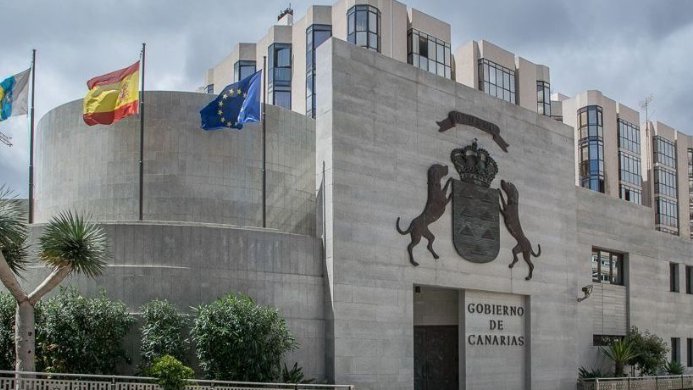 Los partidos inician las negociaciones para formar gobierno en Canarias