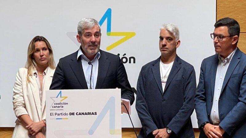 Clavijo aboga por una sanidad pública dirigida por profesionales