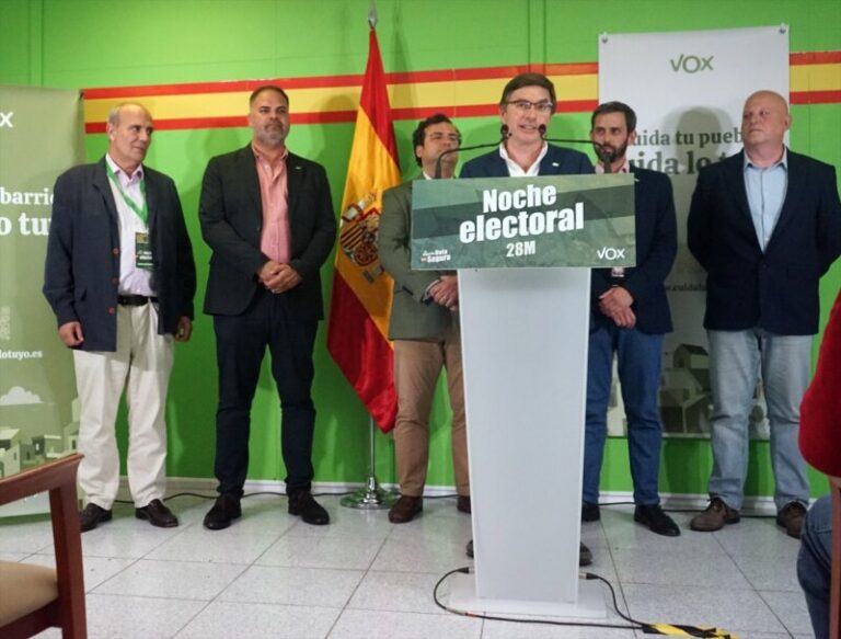 28M | VOX entra al Parlamento con cuatro diputados