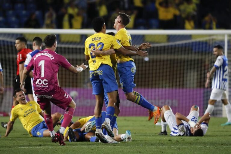 Las Palmas vuelve a Primera División cinco años después